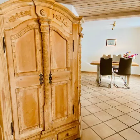 Barbarahof Erdgeschoss Apartment *